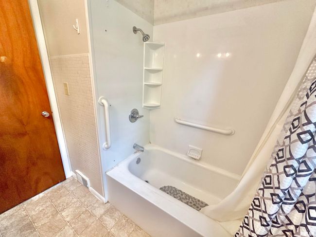 202 W South St, House other with 2 bedrooms, 1 bathrooms and null parking in Abingdon IL | Image 26