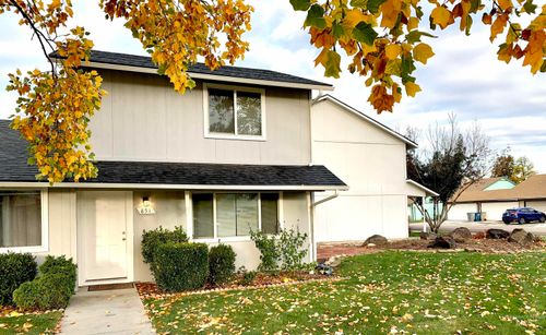 851 N Benjamin Ln, Boise, ID, 83704-8342 | Card Image