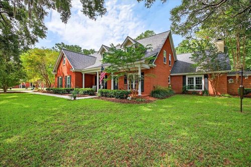 211 Meadow Ridge Dr, TALLAHASSEE, FL, 32312-1565 | Card Image
