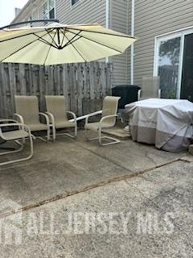 318 High St, Townhouse with 3 bedrooms, 2 bathrooms and null parking in Perth Amboy NJ | Image 41