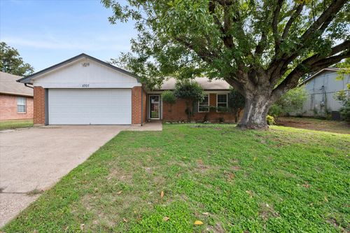 5707 Elm Branch Dr, Arlington, TX, 76017-4047 | Card Image