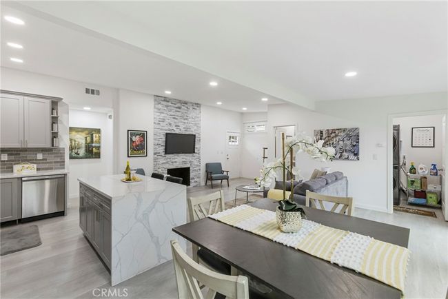 7335 Kyle St, House other with 3 bedrooms, 3 bathrooms and null parking in Tujunga CA | Image 12