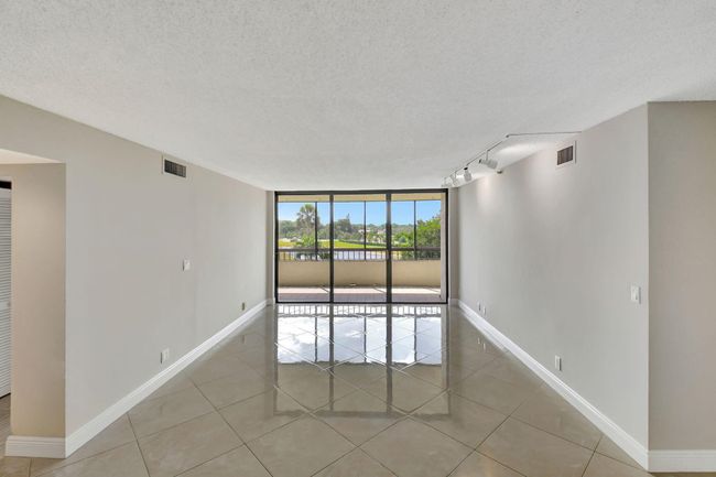 APT-302 - 6372 La Costa Dr, Condo with 3 bedrooms, 3 bathrooms and null parking in Boca Raton FL | Image 17