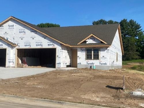 5149 Maple Leaf Path, Eau Claire, WI, 54703 | Card Image