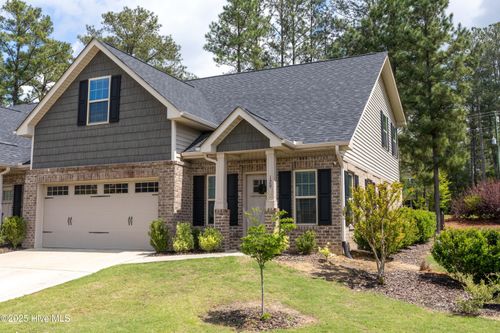 129 Lark Dr, West End, NC, 27376-9250 | Card Image