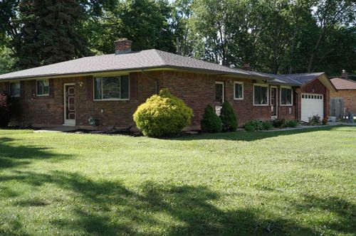 21671 N Nunneley Rd, Clinton Township, MI, 48036-3700 | Card Image