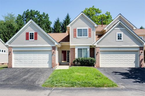 37306 Amhurst Dr, Westland, MI, 48185-7770 | Card Image