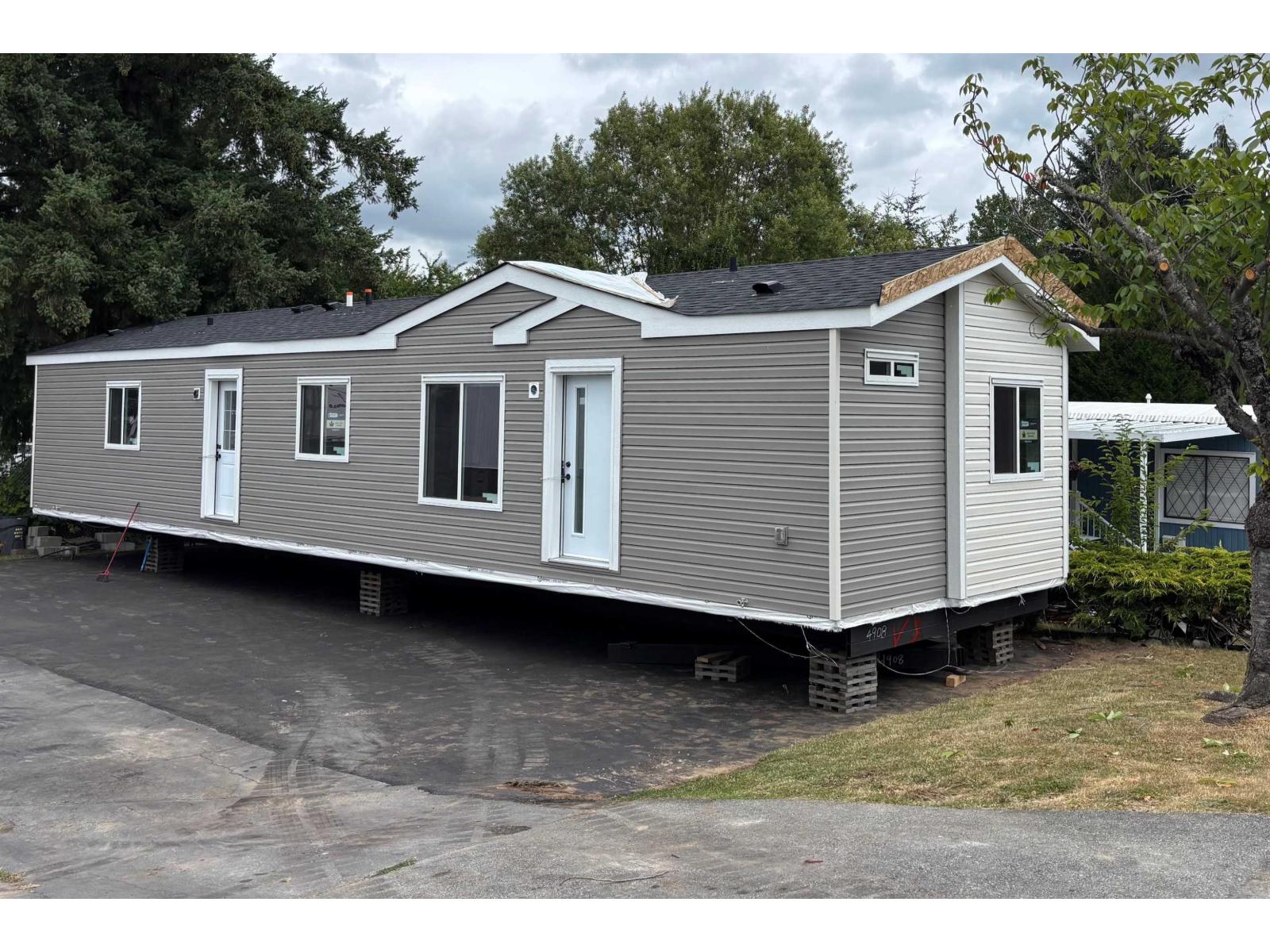 Residential in Surrey 4