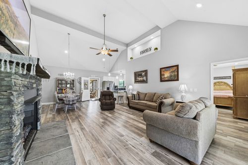522 Springwater Dr, Summertown, TN, 38483 | Card Image