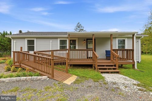54 Sand Field Rd, WARDENSVILLE, WV, 26851-8215 | Card Image