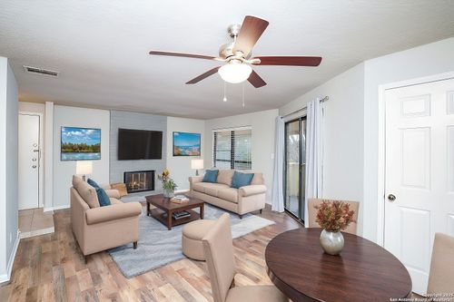 apt-1612-11843 Braesview, San Antonio, TX, 78213-5803 | Card Image