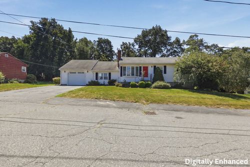92 Applewood Dr, Marlborough, MA, 01752-1405 | Card Image
