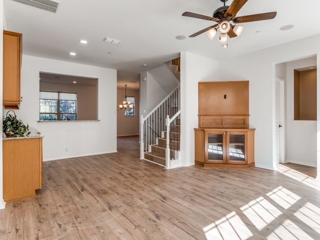Former Ashton Woods Model complete with a number of built ins | Image 14