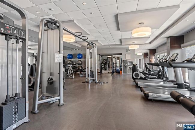 800 Ave At Port Imperial Blvd, Condo with 2 bedrooms, 2 bathrooms and null parking in Weehawken NJ | Image 29