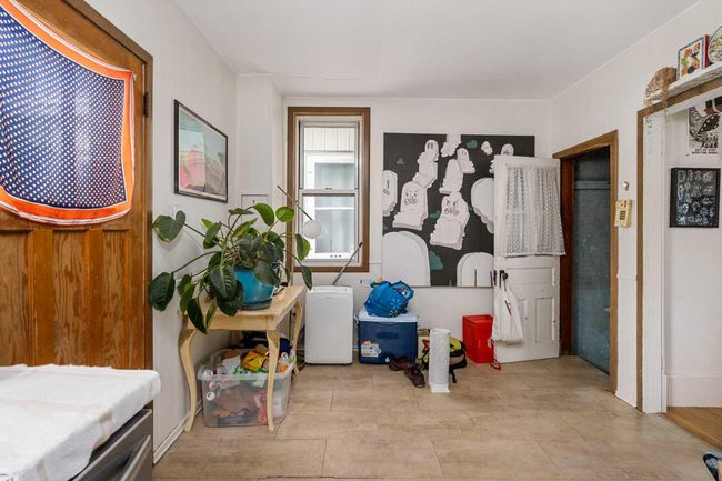 527 20 Avenue Sw, House other with 3 bedrooms, 1 bathrooms and 1 parking in Calgary AB | Image 15