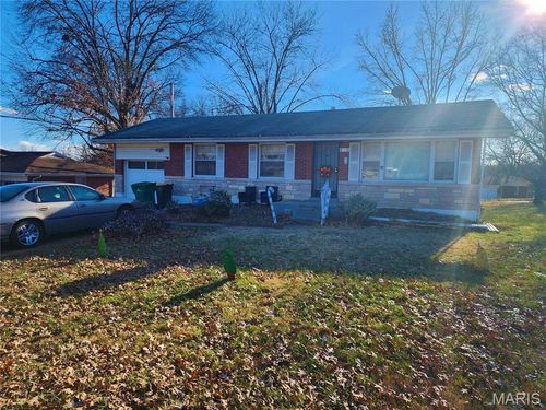 1226 Blodgett Dr, Saint Louis, MO, 63137-1343 | Card Image