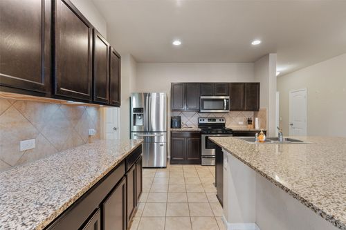 124 Denton Dr, Hutto, TX, 78634-2023 | Card Image