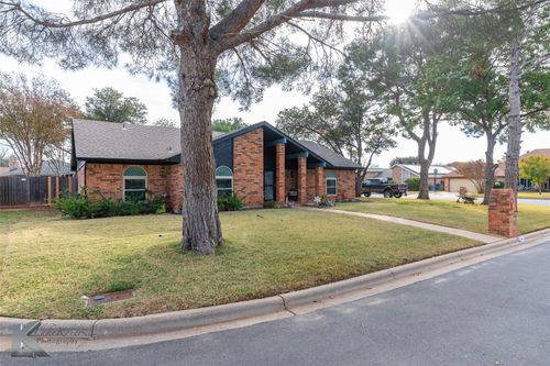 801 Nun Ct, Abilene, TX, 79602-3139 | Card Image