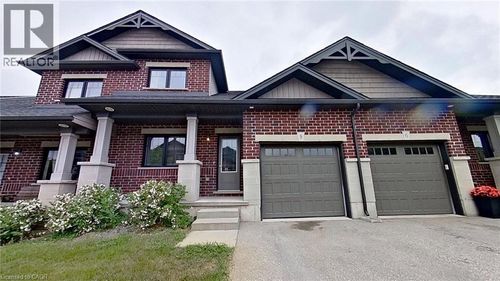 {{alt}} | Card Image