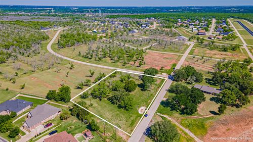 8433 W Landings Rd, Granbury, TX, 76049-4639 | Card Image