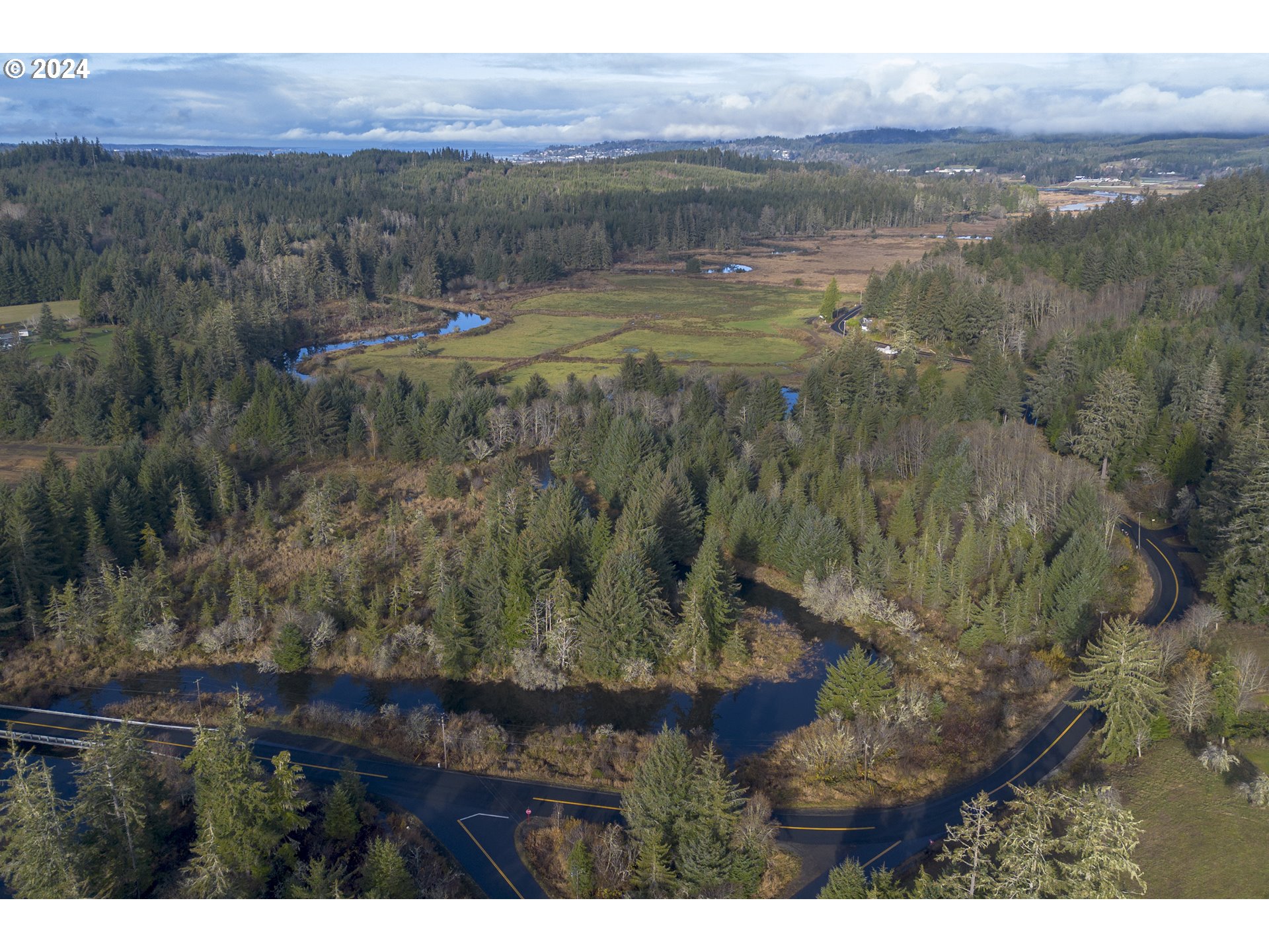 Land in Astoria 4