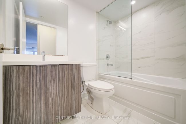 1506 - 219 Dundas St E, Condo with 2 bedrooms, 1 bathrooms and null parking in Toronto ON | Image 21