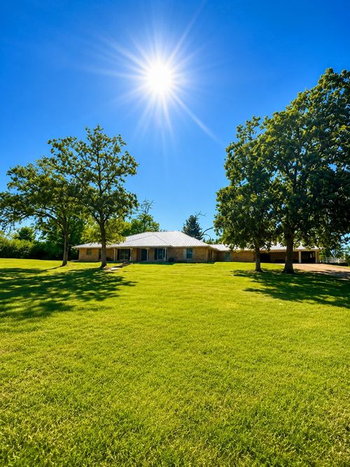 1092 An County Road 318, Frankston, TX, 75763-6766 | Card Image