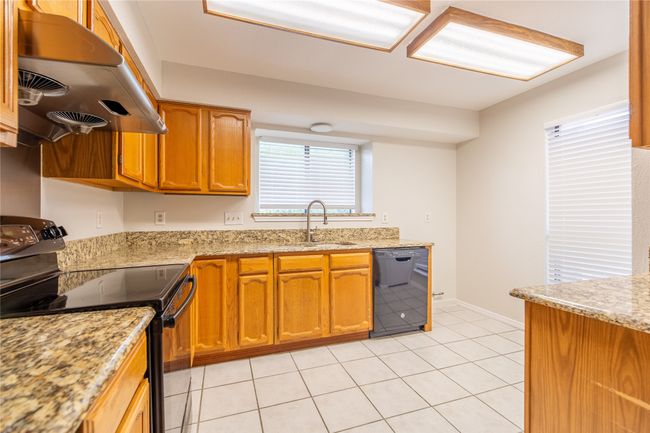 809 Simon Dr, House other with 3 bedrooms, 2 bathrooms and null parking in Plano TX | Image 19