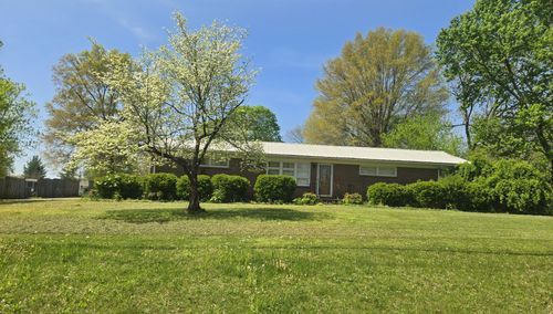 1304 Old Estill Springs Rd, Tullahoma, TN, 37388-6622 | Card Image
