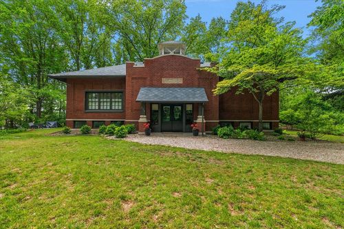118 Browntown Rd, Buchanan, MI, 49107-9378 | Card Image