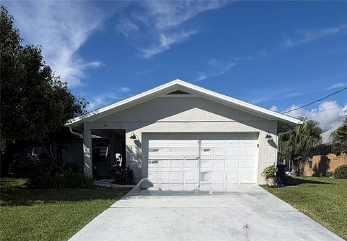 18 Cormorant Ct, PALM COAST, FL, 32137-8326 | Card Image