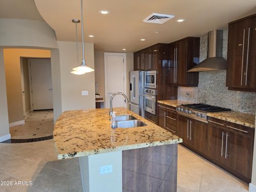 301-140 E Rio Salado Pkwy, Tempe, AZ, 85281-4943 | Card Image