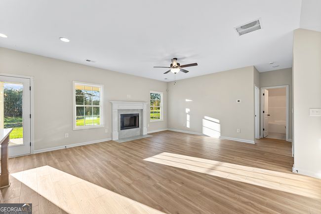 17B - 575 Mountain View Rd, House other with 5 bedrooms, 3 bathrooms and 2 parking in Hamilton GA | Image 6