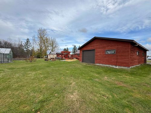 4057 Highway 11, International Falls, MN, 56649-9102 | Card Image