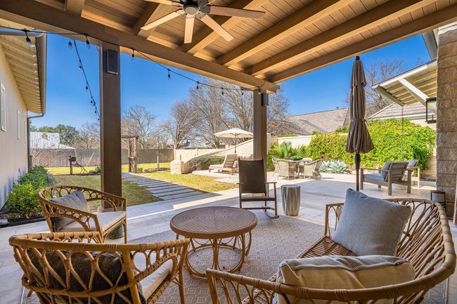 705 W Creek St, Home with 3 bedrooms, 5 bathrooms and 3 parking in Fredericksburg TX | Image 33