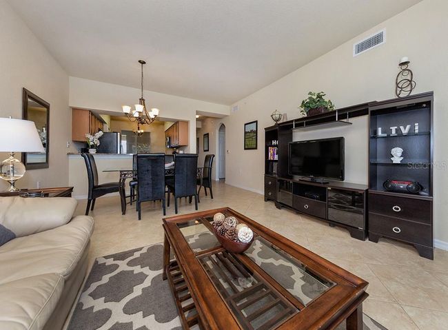 UNIT-304 - 7607 Grand Estuary Trl, Condo with 2 bedrooms, 2 bathrooms and null parking in BRADENTON FL | Image 7