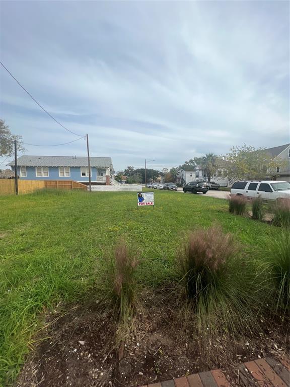 1326 27th Street, For Sale in Galveston Zoocasa