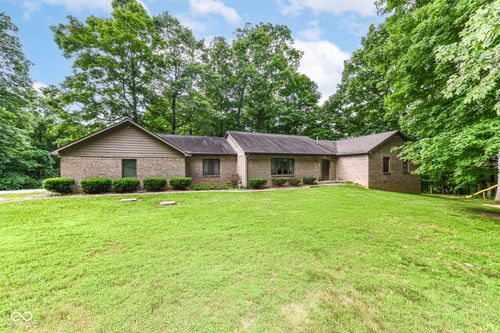 9729 N Oak Hill Ln, Mooresville, IN, 46158-6485 | Card Image
