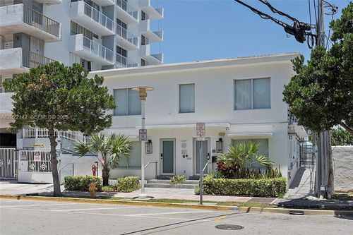 235 18th St, Miami Beach, FL, 33139-2011 | Card Image