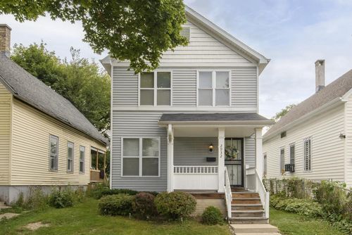2932 N Dr William Finlayson Street, Milwaukee, WI, 53212 | Card Image