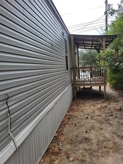 Back side of front porch | Image 3