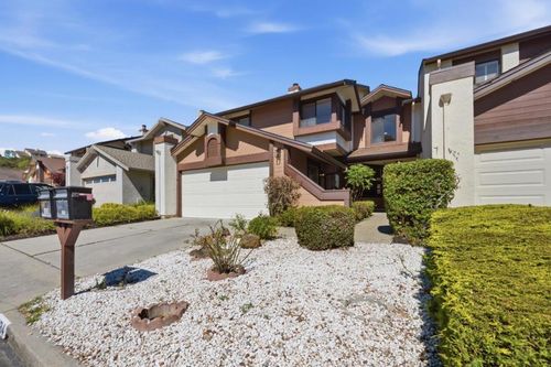 1634 Sugarloaf Dr, San Mateo, CA, 94403-3946 | Card Image
