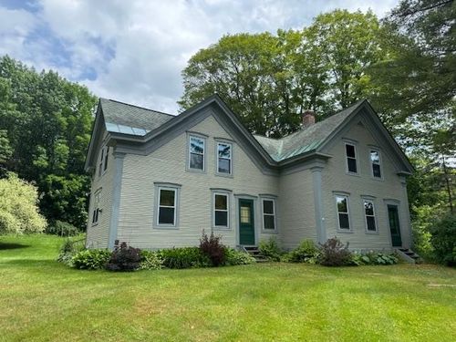 565 Main St, Warren, VT, 05674-9879 | Card Image