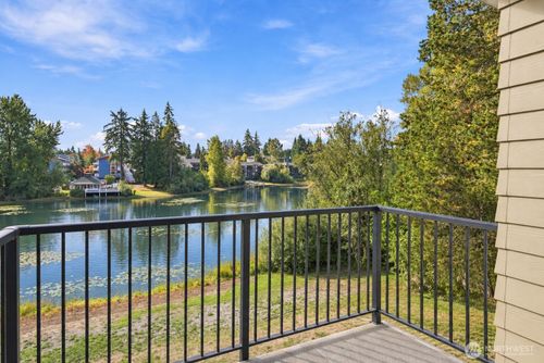e305-820 Cady Rd, Everett, WA, 98203-5014 | Card Image
