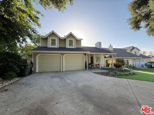 8020 Cora St, Sunland, CA, 91040 | Card Image