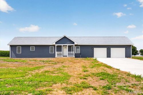 28500 Old Fidelity Rd, Jerseyville, IL, 62052-6560 | Card Image