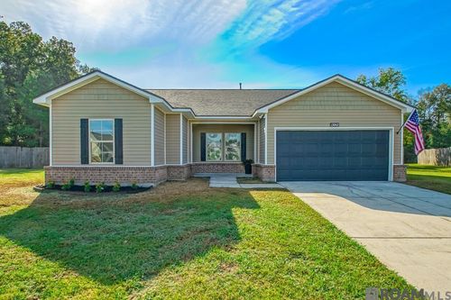 13042 Vermillion Dr, Denham Springs, LA, 70726-7336 | Card Image