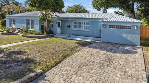 3921 W Bay To Bay Blvd, TAMPA, FL, 33629-6827 | Card Image