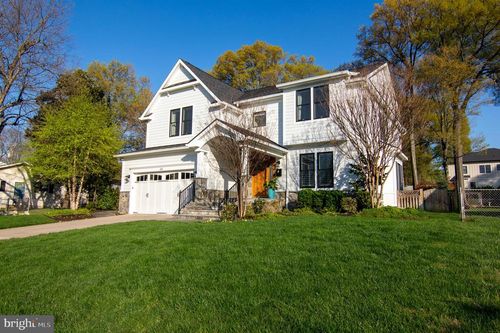 204 Battle St Sw, VIENNA, VA, 22180-6303 | Card Image