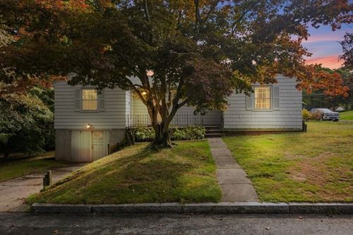 225 Rich St, Fall River, MA, 02720-7723 | Card Image